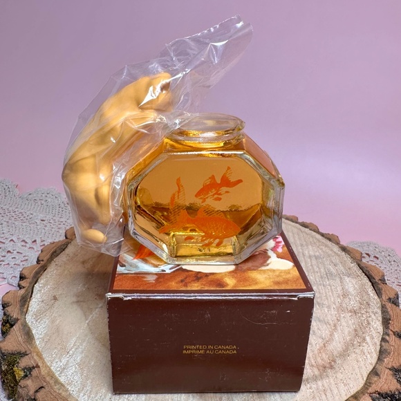 Vintage Avon “Curious Kitty” Sweet Honesty – Cat & Fishbowl Figurine - Picture 4 of 6